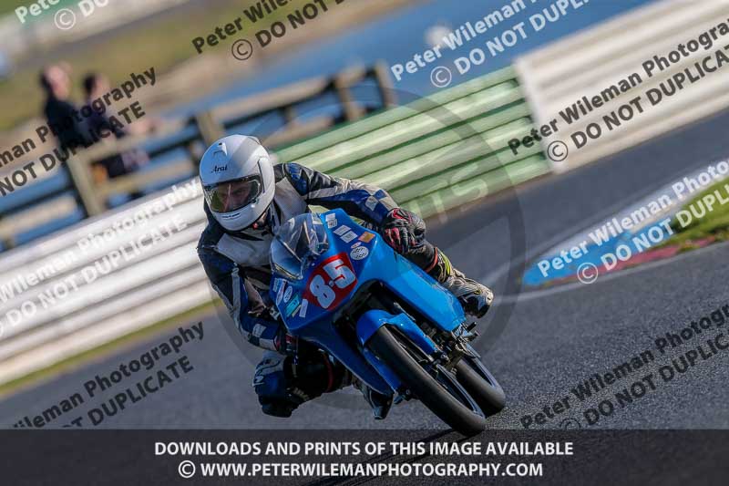 PJM Wedding Photography;enduro digital images;event digital images;eventdigitalimages;mallory park;mallory park photographs;mallory park trackday;mallory park trackday photographs;no limits trackdays;peter wileman photography;racing digital images;trackday digital images;trackday photos